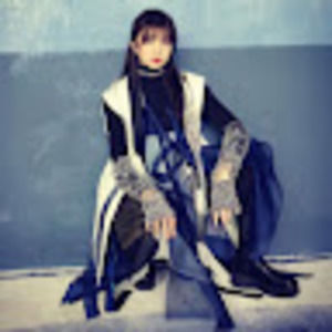 Meet your Posher, Serina